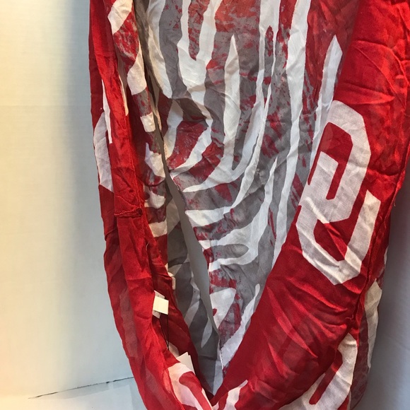 Emerson Street OU Infinity Scarf. NWT - Picture 1 of 3